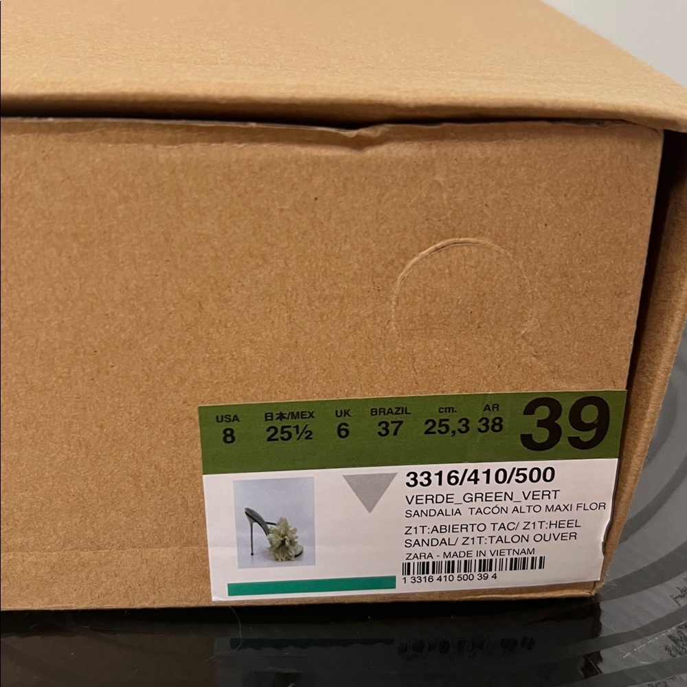 NWT ZARA Heels Size 39 in a box - Picture 4 of 4
